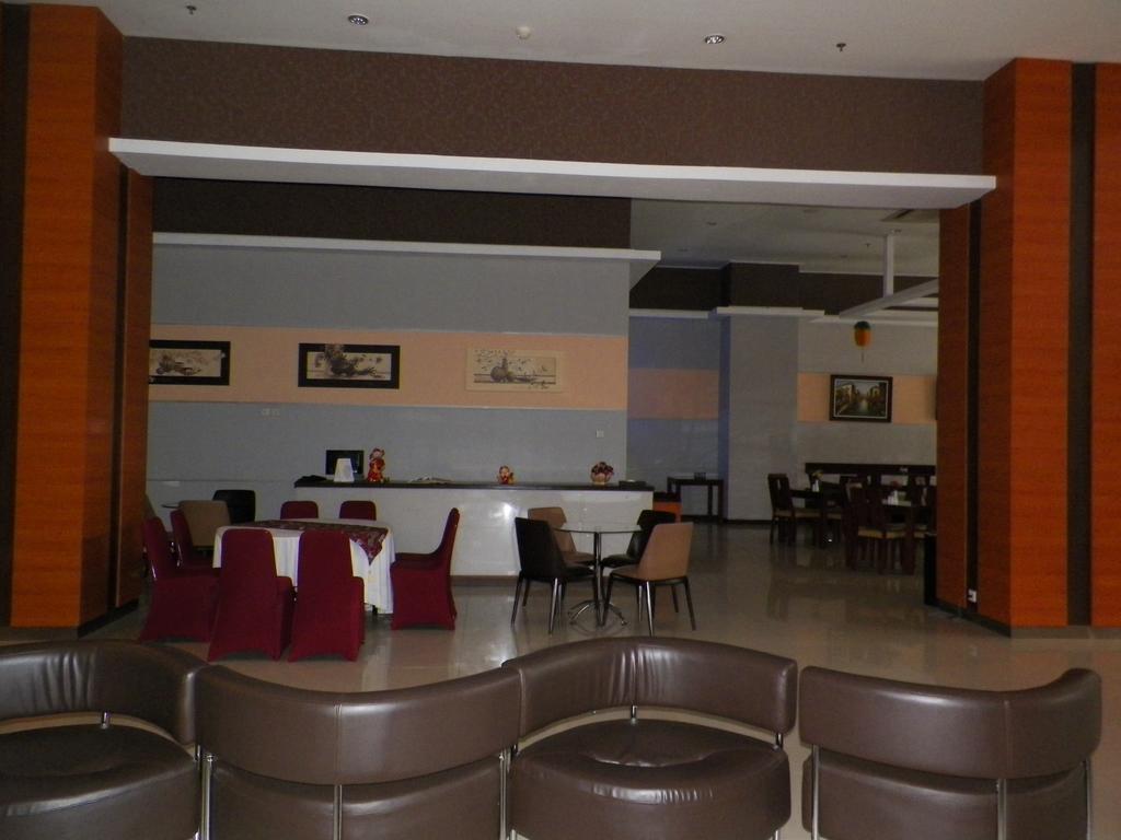 Lampion Hotel Solo Экстерьер фото