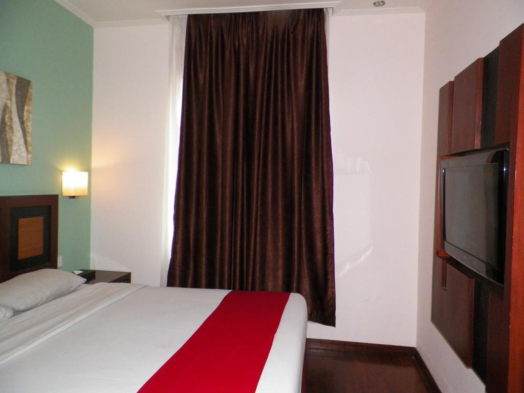 Lampion Hotel Solo Экстерьер фото