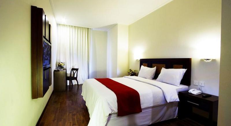 Lampion Hotel Solo Экстерьер фото